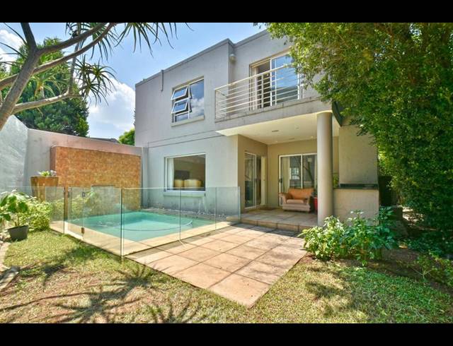 3 BEDROOM HOUSE FOR SALE IN SANDOWN